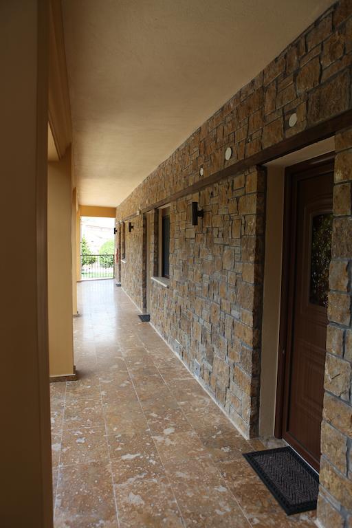 Ferienwohnung Xenonas Platia Káto Loutrákion Exterior foto