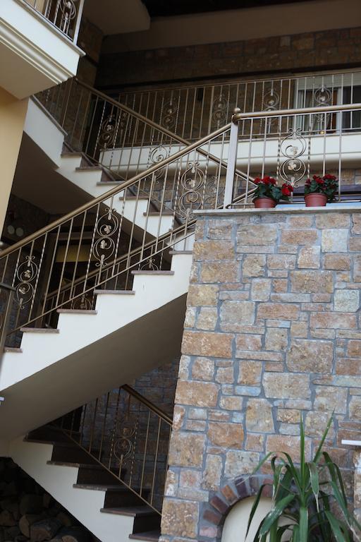 Ferienwohnung Xenonas Platia Káto Loutrákion Exterior foto